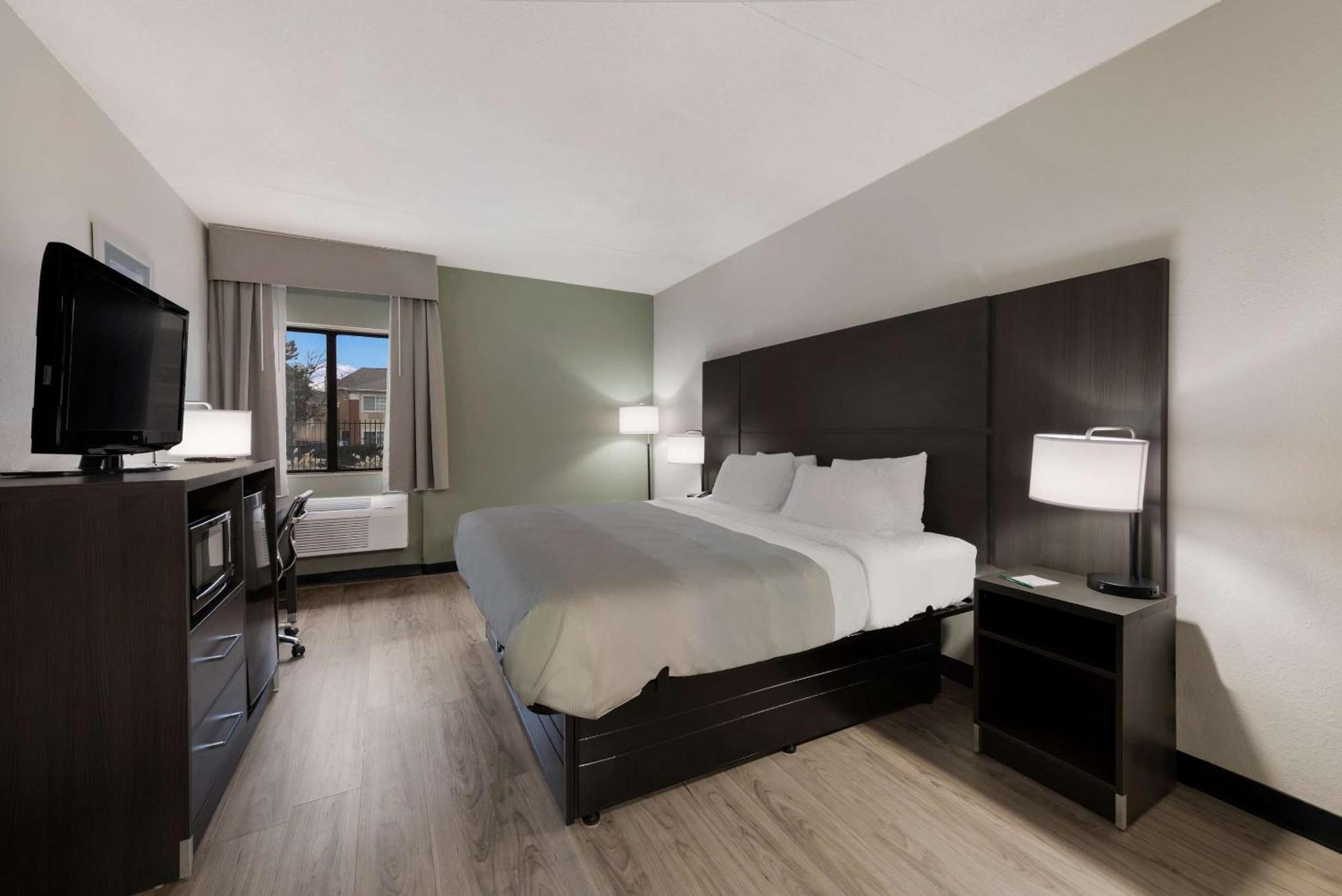 Quality Inn Merriam Kansas City Екстер'єр фото