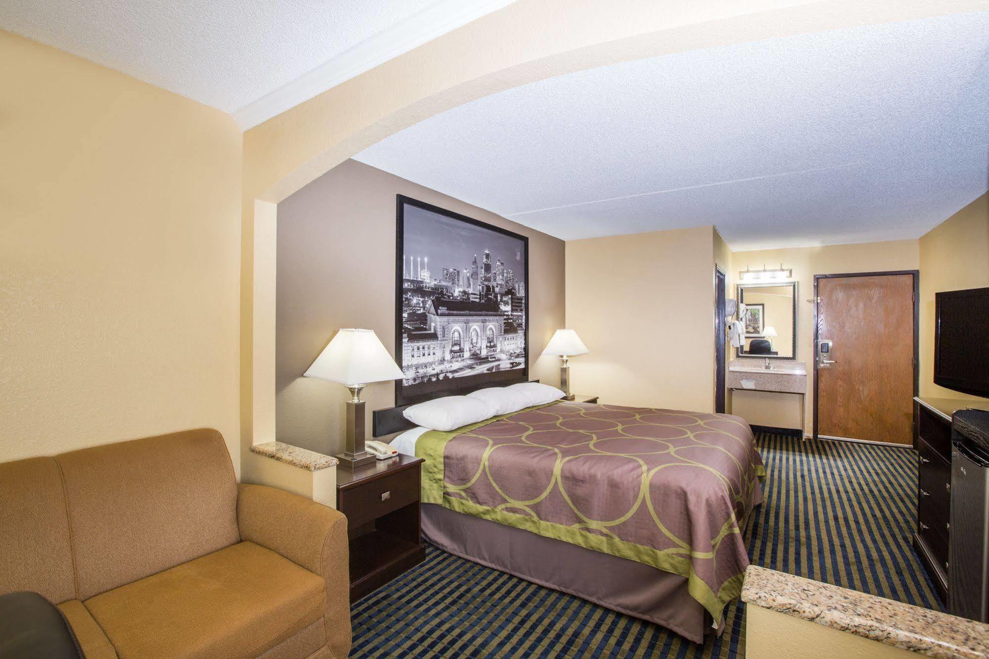 Quality Inn Merriam Kansas City Екстер'єр фото